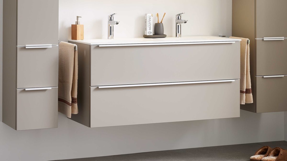 Waschtisch-Set / Waschbecken-Set Interliving aus Holz in Beige Interliving Bad Serie 3710 - Waschplatzlösung mit Doppelwaschbecken Macchiato & Weiß - Länge ca. 120 cm