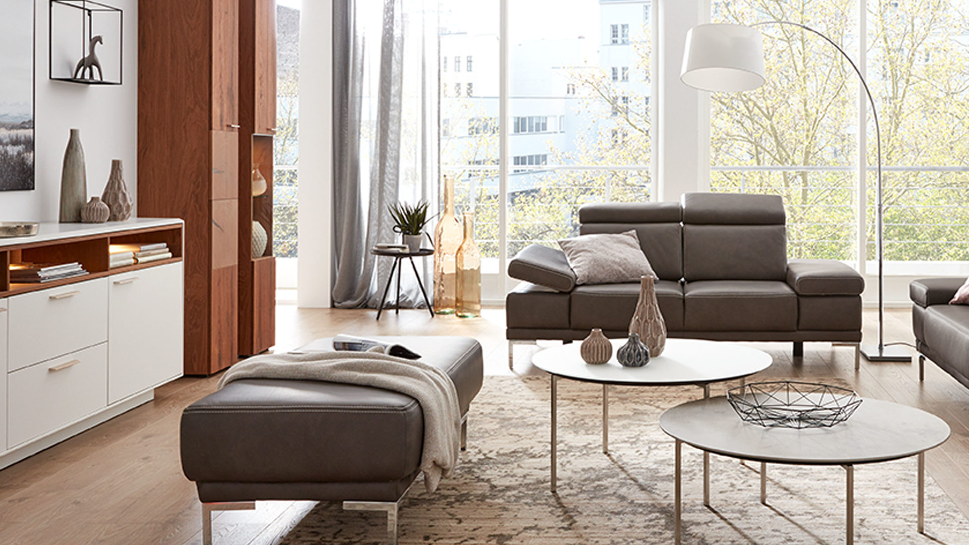 Zweisitzer Dietsch | il aus Leder in Grau Interliving Sofa Serie 4251 – Zweisitzer dunkelgraues Leder Vintage grey & Metallfüße – Breite ca. 250 cm