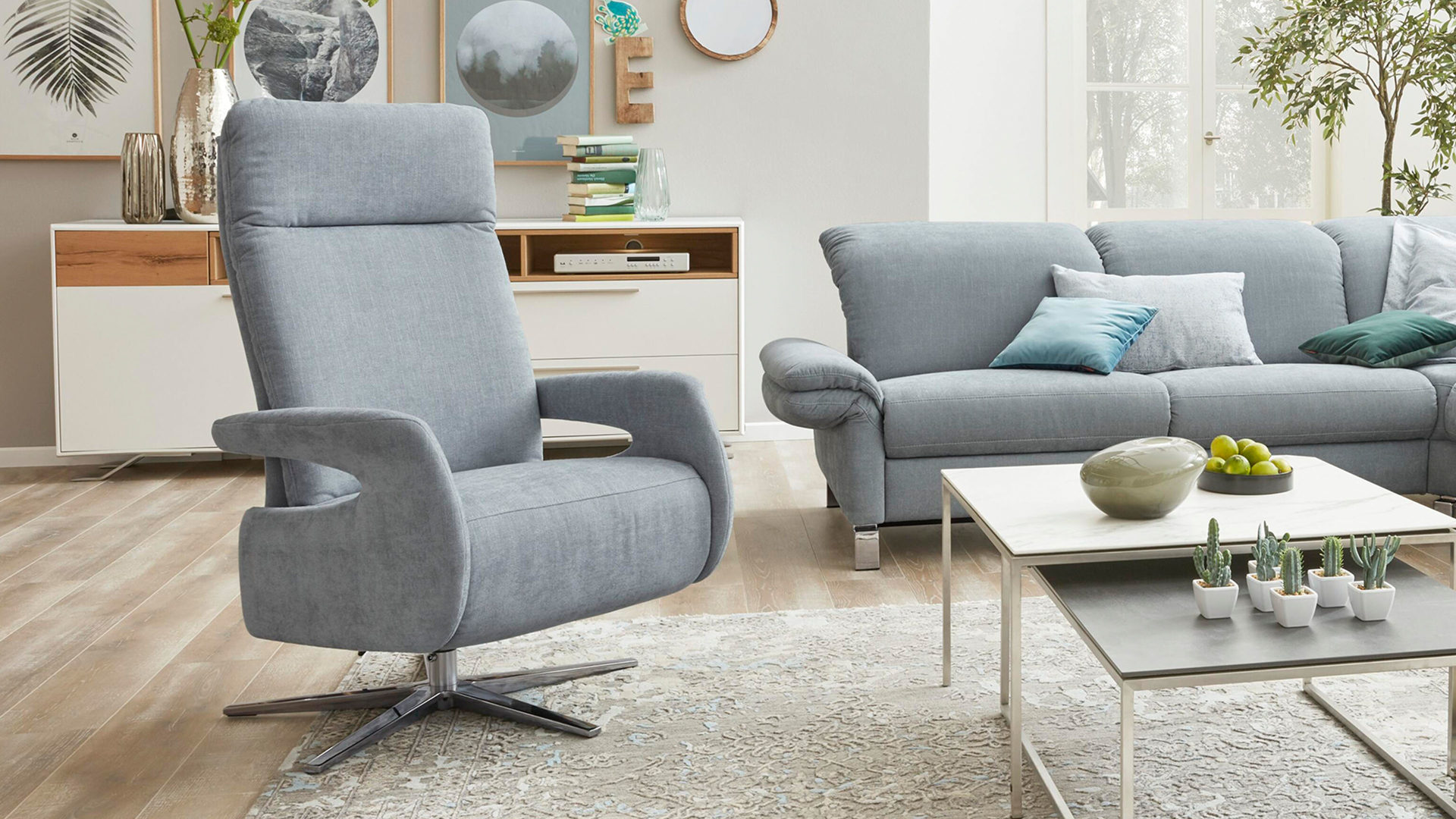 Relaxsessel 3c candy | il aus Stoff in Blau Interliving Sessel Serie 4510 – Relaxsessel hellblauer Bezug Yelda light blue & Sternfuß