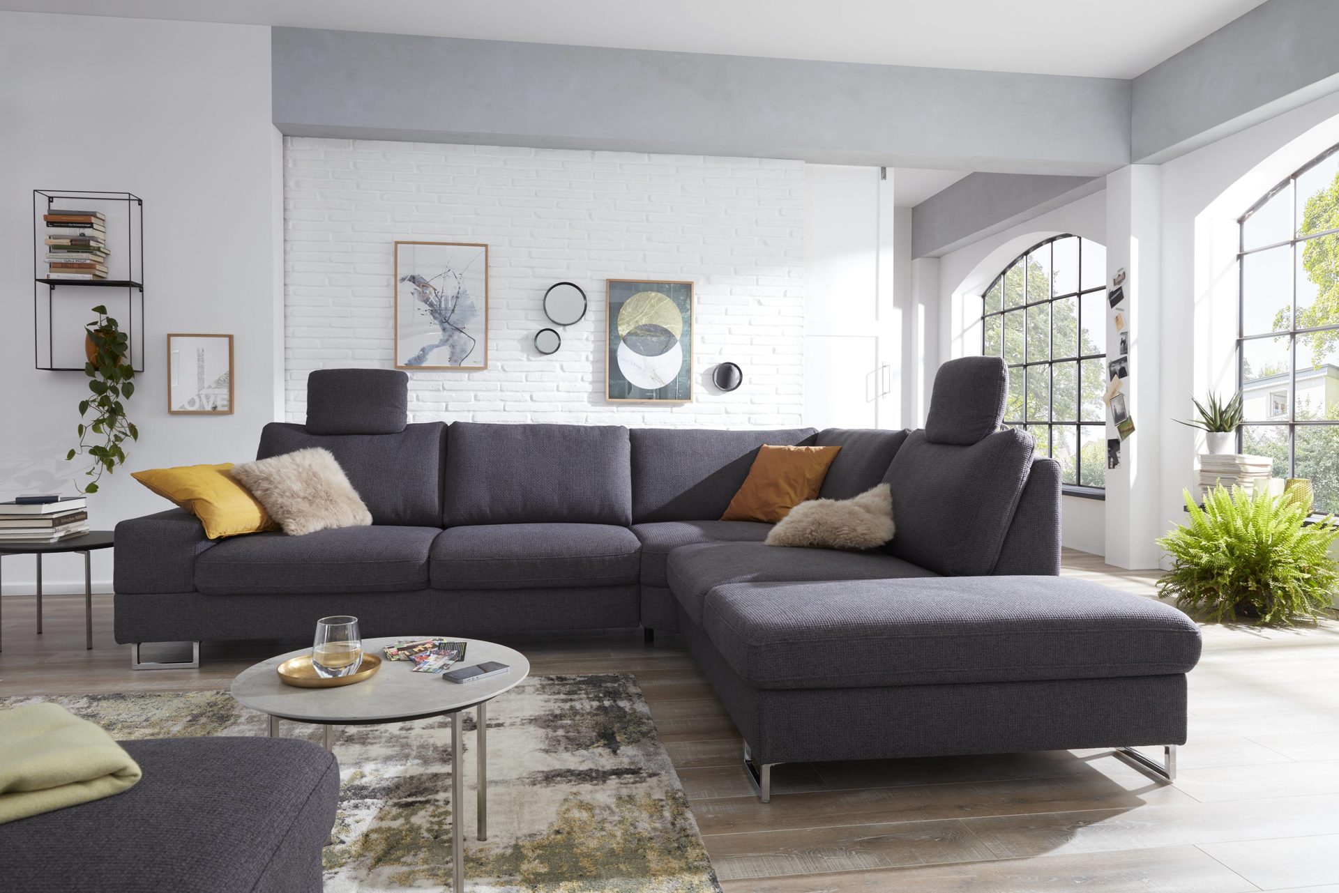 Ecksofa Zehdenick | il aus Stoff in Grau Interliving Sofa Serie 4302 – Eckkombination anthrazitfarbener Bezug Fero & Metallfüße – Stellfläche ca. 314 x 262 cm