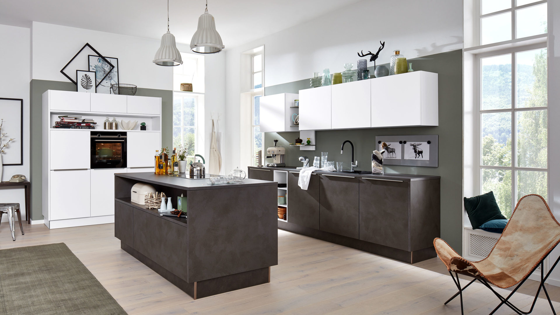 Einbauküche Nolte kÜchen (auch il) aus Holz in Grau Interliving Küche Serie 3011 mit SIEMENS Einbaugeräten Zement anthrazitfarbene & weiße Kunststoffoberflächen – dreiteilig
