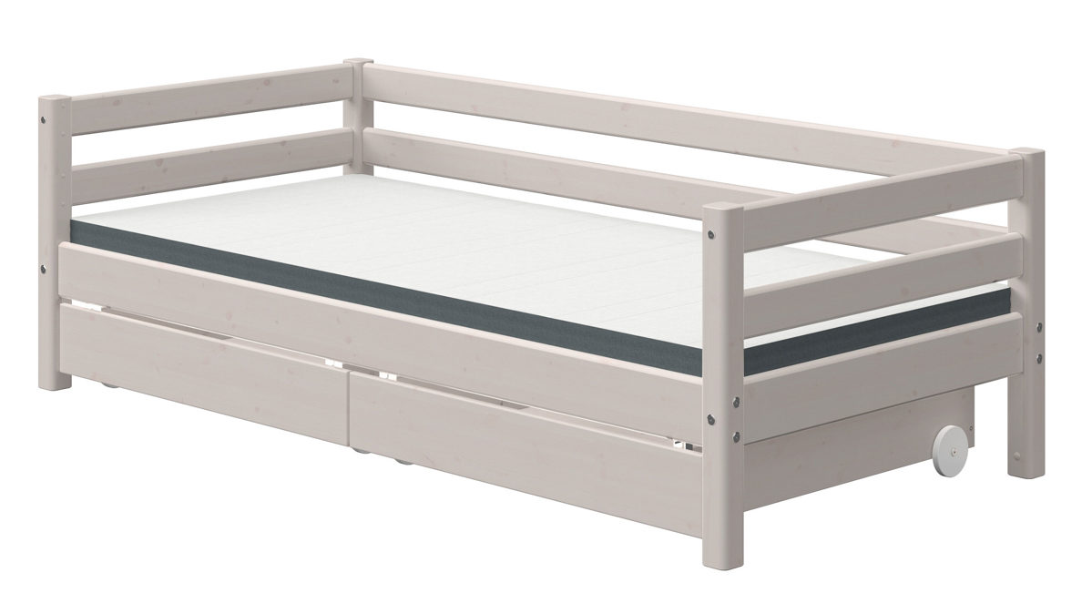Einzelbett Flexa aus Holz in Hellgrau FLEXA Classic Bett mit Absturzsicherung und Schubladen 90x190 cm Kiefer grau lasiert