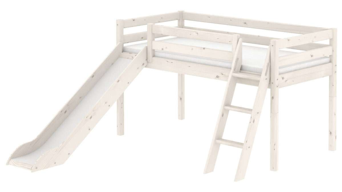 Einzelbett Flexa aus Holz MDF in Weiß FLEXA Classic halbhohes Bett 90x200 cm mit Schrägleiter und Rutsche Kiefer weiss lasiert