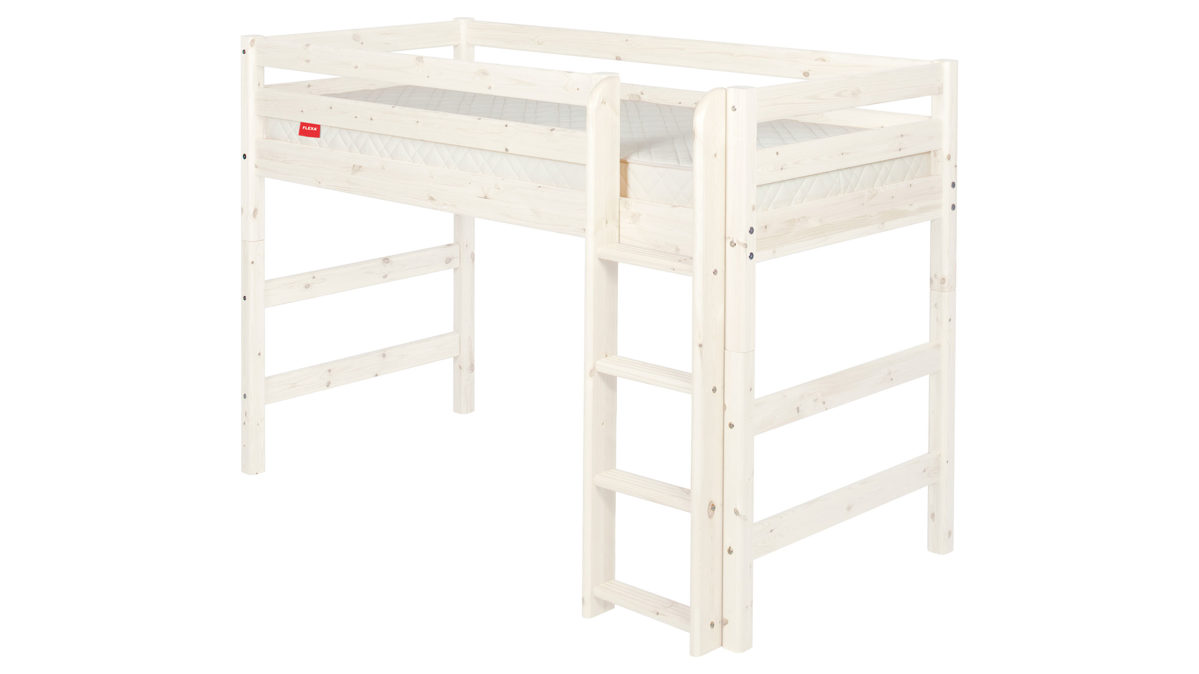 Einzelbett Flexa aus Holz in Weiß FLEXA Classic mittelhohes Bett 90x200 cm mit senkrechter Leiter Kiefer weiss lasiert