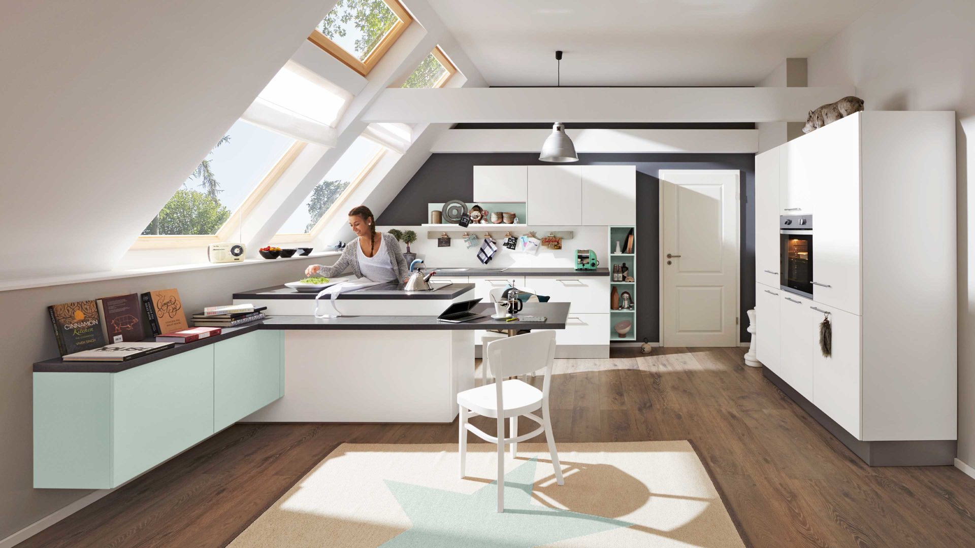 Einbauküche WERT KÜCHE® aus Holz in Hellblau WERT KÜCHE® Ulrika mit privileg Elektrogeräten und Backofen Gletscherblau, Mattweiß & Canyon - Stellfläche ca. 355 x 305 cm
