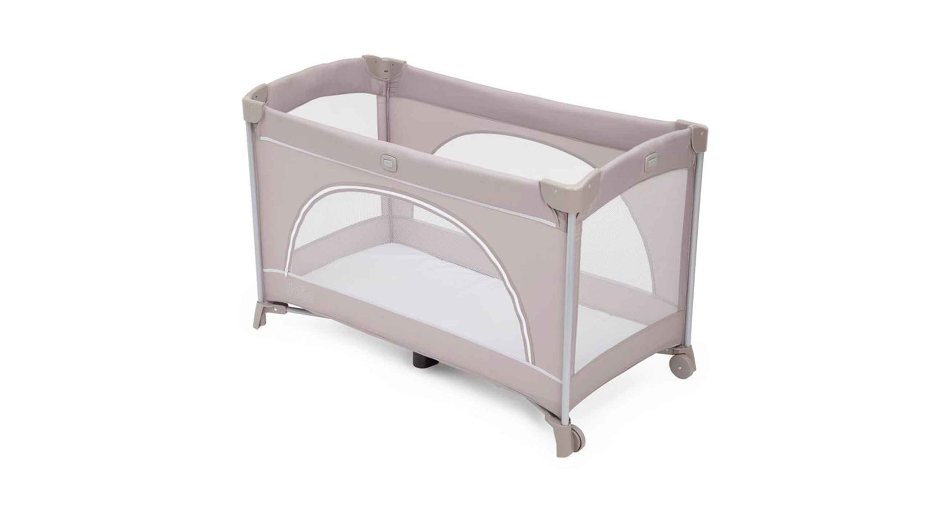 Babyzimmer Allison gmbh in Taupe JOIE Reisebett Allura mit Rädern Farbe satellite, mit 2 Rollen - Liegefläche ca. 60 x 120 cm