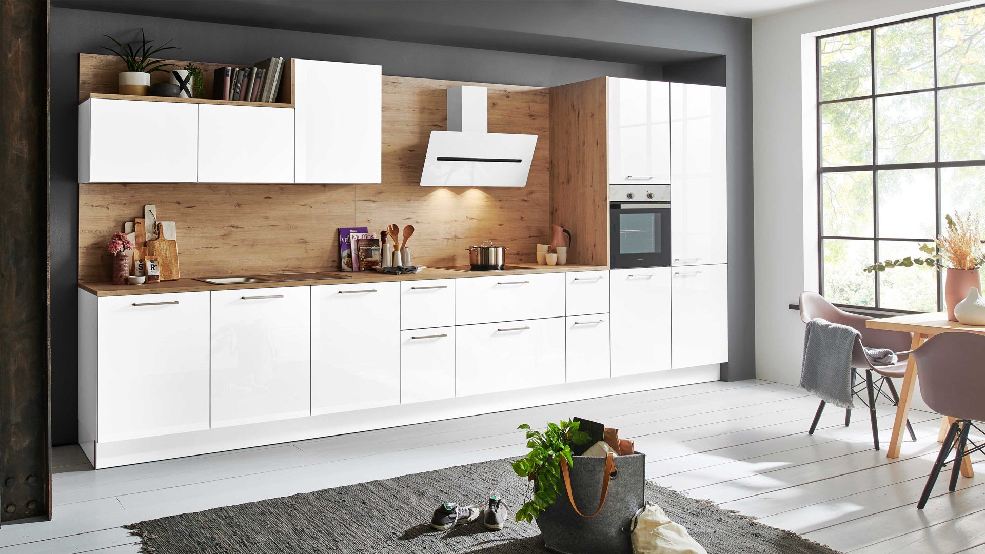 Einbauküche Nolte küchen aus Holz in Weiß nolte Einbauküche Lux mit Constructa Einbaugeräten Arcticweiß & Wildeiche rustikal - Länge ca. 470 cm