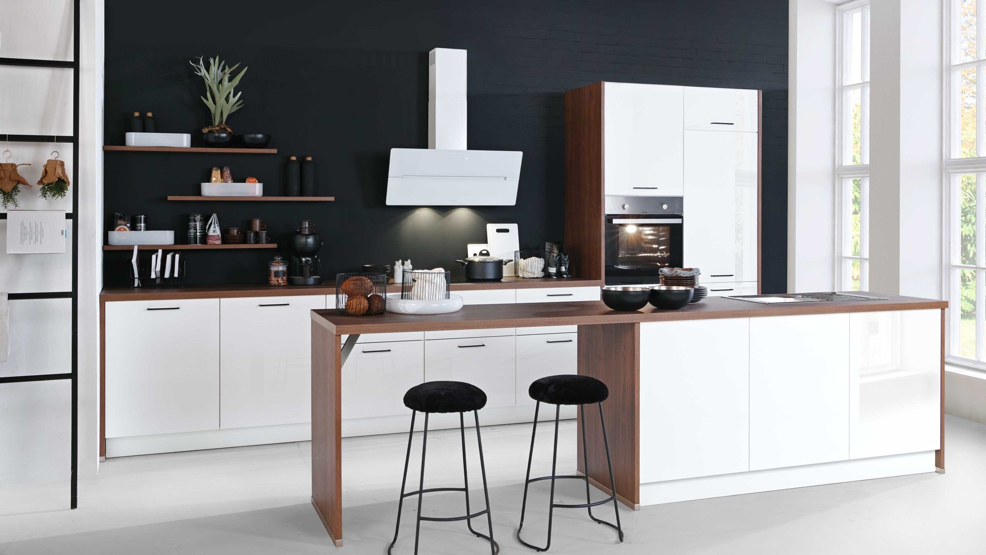 Einbauküche Express küchen aus Holz in Holzfarben EXPRESS KÜCHEN Einbauküche Star mit Geräten Weiß & Eiche braungrau - zweizeilig
