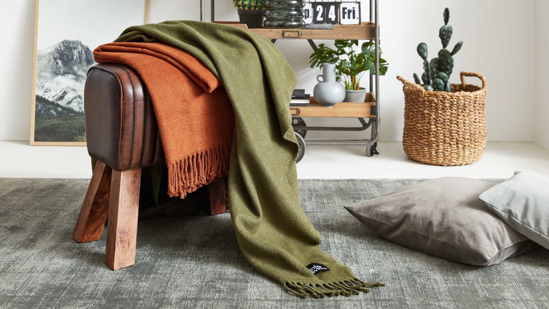 Wohndecke Interliving aus Stoff in Dunkelgrün Interliving Wohndecke Serie 9109 Khaki - ca. 150 x 200 cm