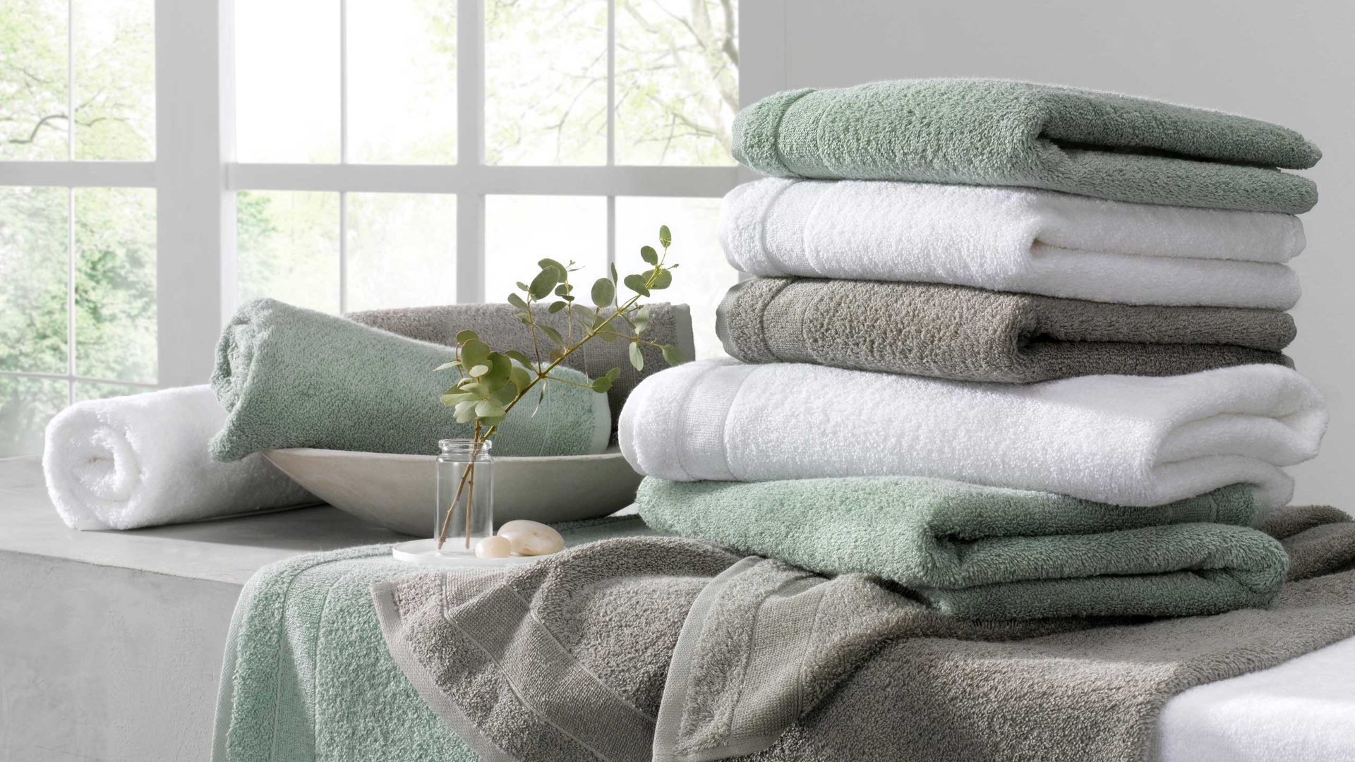 Duschhandtuch Vossen aus Baumwolle in Hellgrau VOSSEN Duschtuch Scarlett Badetuch Hellgrau - ca. 67 x 140 cm