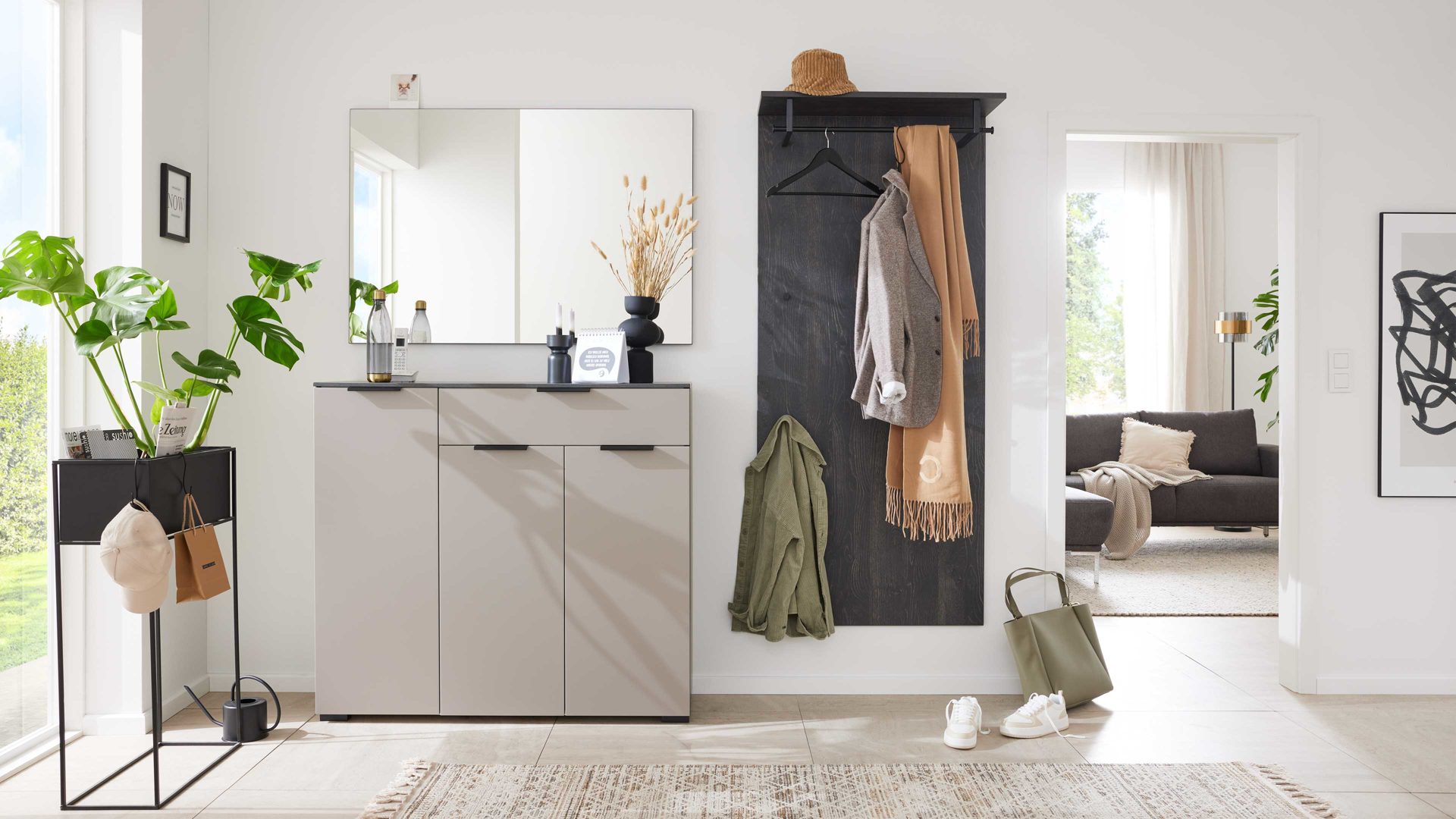 Garderoben-Set Interliving aus Holz in Schwarz Interliving Garderobe Serie 6012 - Garderoben-Set Räuchereiche & graubeiger Mattlack - dreiteilig