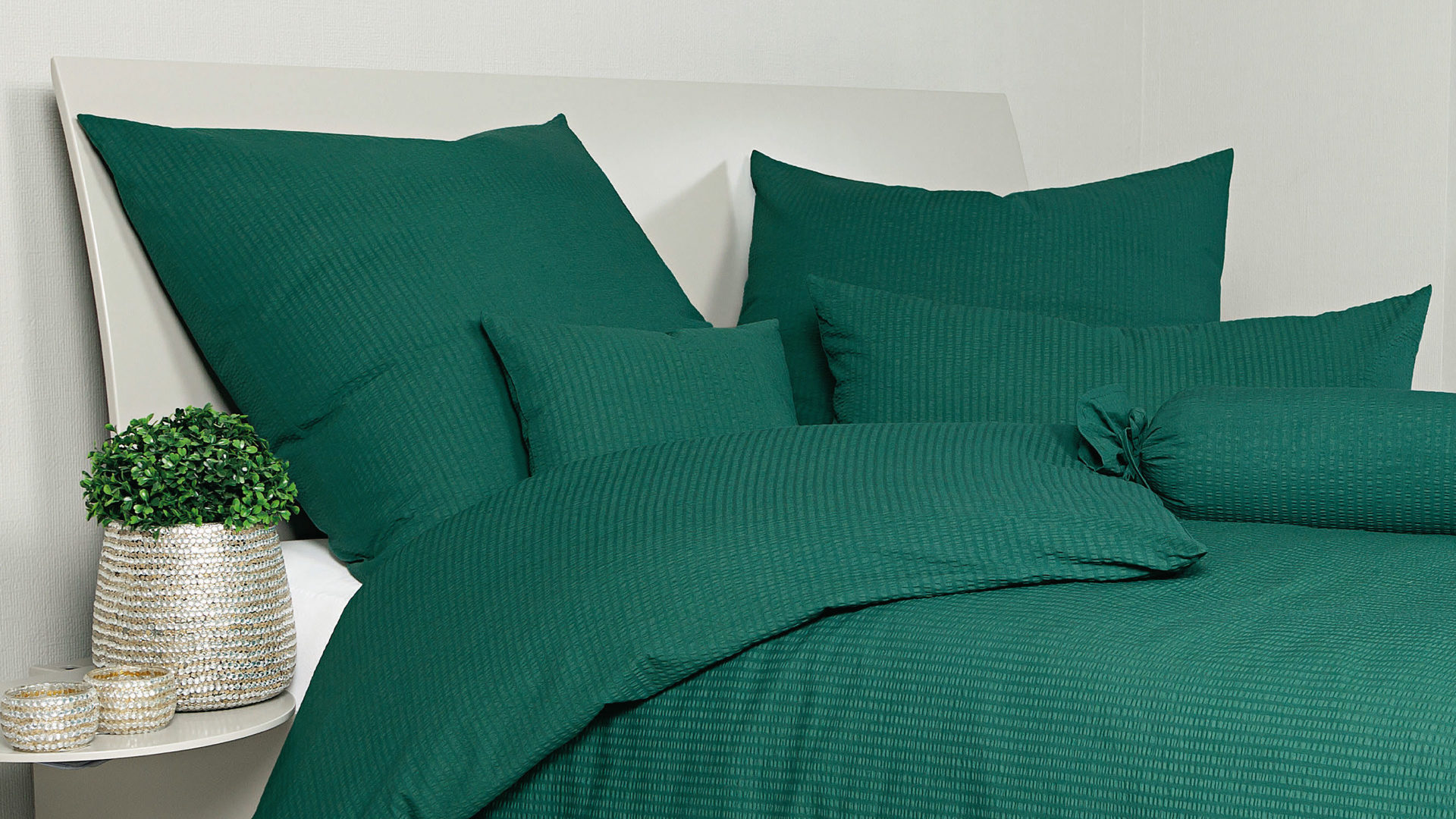 Bettwäsche-Set Janine® aus Naturfaser in Dunkelgrün Janine® Bettwäsche-Set waldgrün – ca. 240 x 220 cm