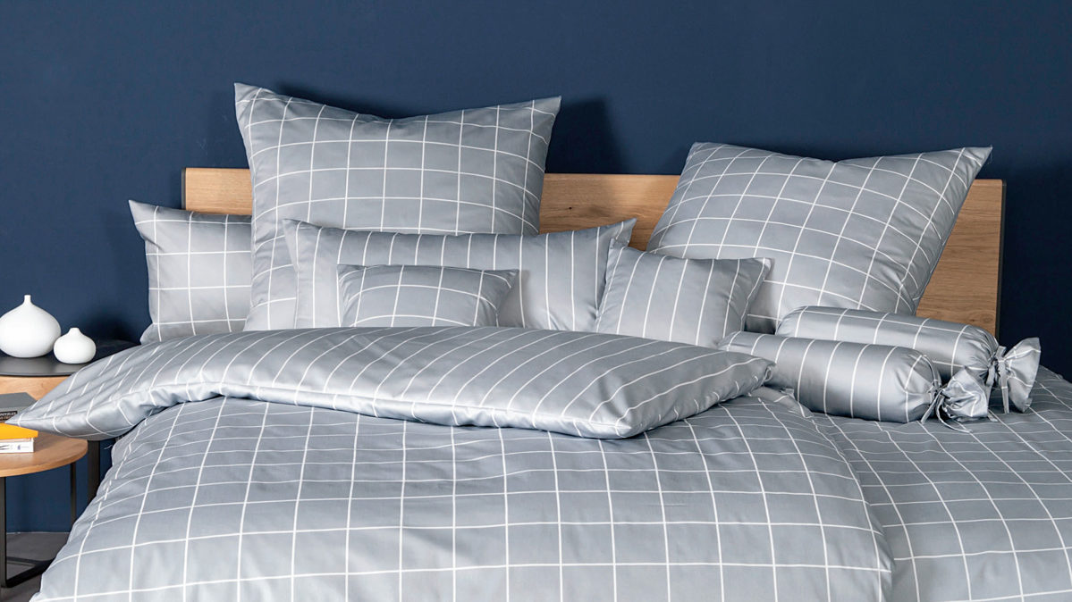 Bettwäsche-Set Janine® aus Naturfaser in Hellgrau Janine® Bettwäsche-Set Platin - ca. 135 x 200 cm