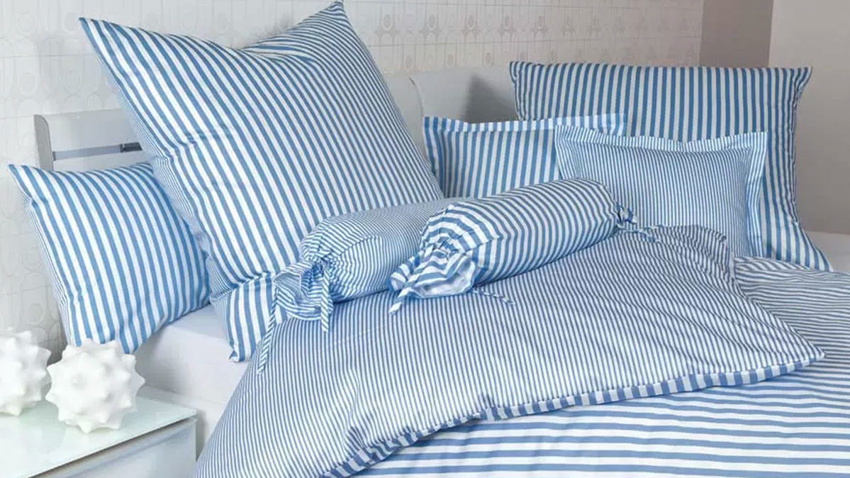 Bettwäsche-Set Janine® aus Naturfaser in Hellblau Janine® Bettwäsche-Set Hellblau - ca. 200 x 200 cm