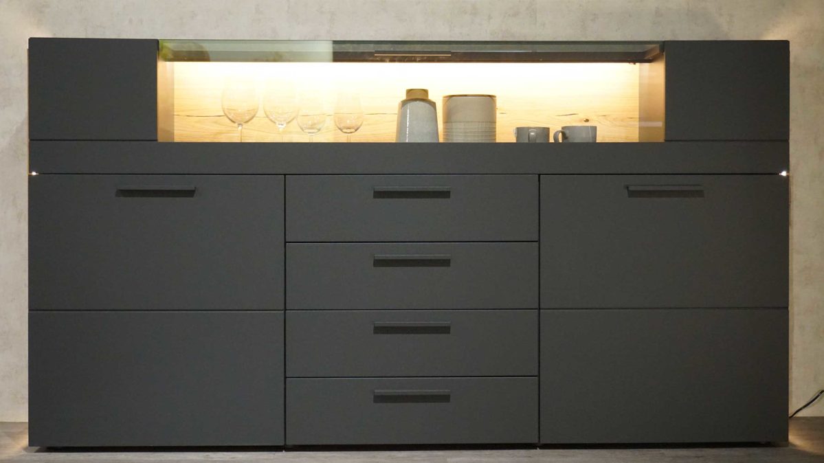 Wohnwand Interliving aus Holz in Dunkelgrau Interliving Sideboard 3824 Wohnzimmer Serie 2023 - Highboard Carbongrau & Salzkammergut Alteiche - Breite ca. 182 cm
