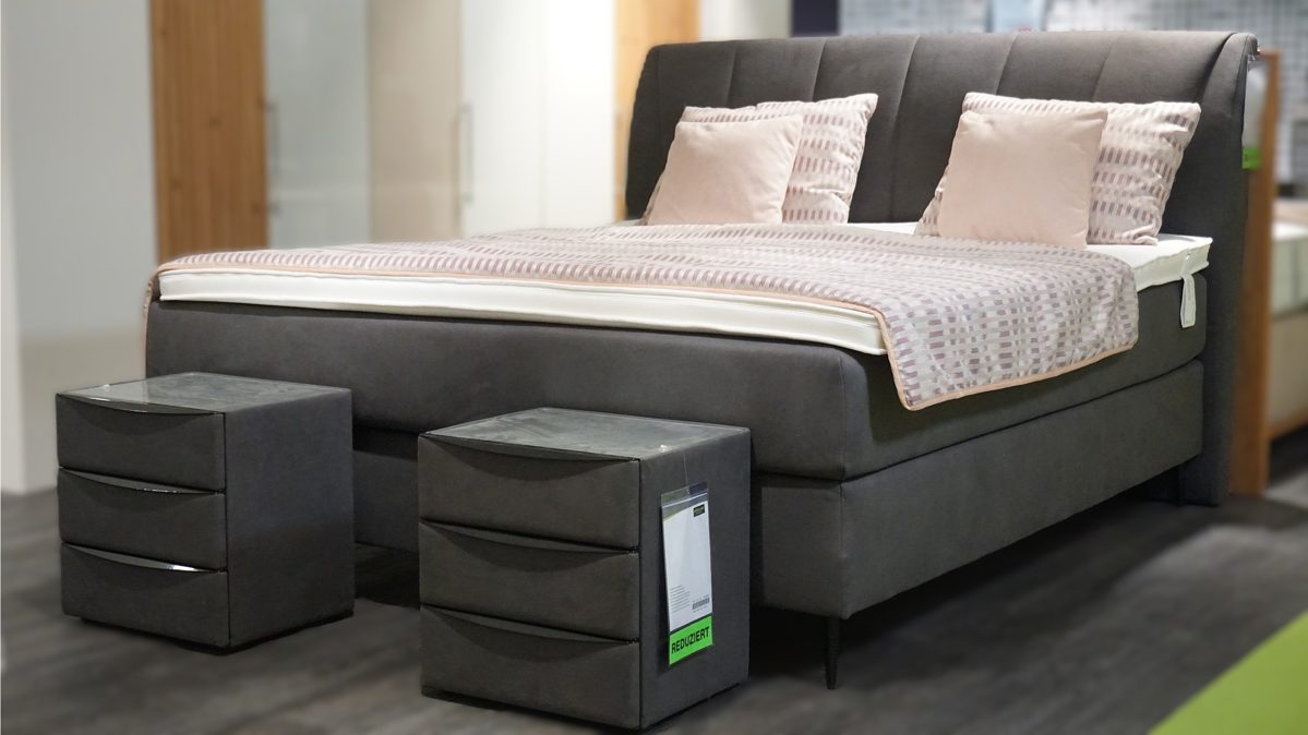 Boxspringbett Interliving aus Stoff in Anthrazit Interliving Boxspringbett Serie 1412 - VZ2 anthrazitfarbener Bezug 532010 – Liegefläche ca. 180 x 200 cm