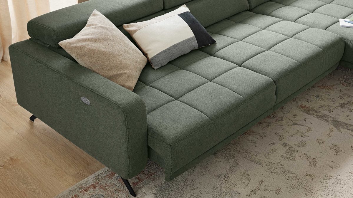 Funktion Interliving aus Metall in Transparent Interliving Sofa Serie 4303 – Sitztiefenverstellung motorisch