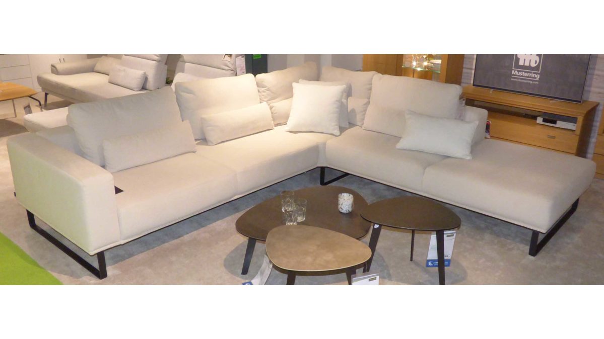 Ecksofa Musterring aus Metall Stoff in Creme Weiß Musterring JustB! PM100 Polstergarnitur Sofa 90115 VZ Stoff Easy Care White & Metallkufe schwarz matt & Sitzvorzug motorisch