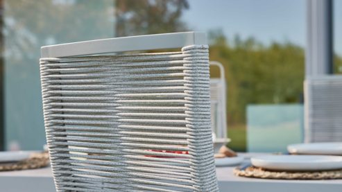 Gartenstuhl /-sessel Interliving aus Kunstfaser in Beige Interliving Gartenmöbel Serie 7011 - Positionsstuhl beiges Rope & TEXTILENE®, taupefarbenes  Aluminium