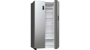 Einbauküche Interliving aus Holz in Weiß Interliving Küche Serie 3090 mit Side by Side Kühlschrank Magnolia – zweizeilig