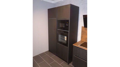 Einbauküche Express küchen aus Holz Kunststoff Metall Nachbildung in Schwarz EXPRESS KÜCHEN Einbauküche Plan P11 mit allen Einbaugeräten schwarze Esche Nachbildung, Arbeitsplatte Korthenstahl P98