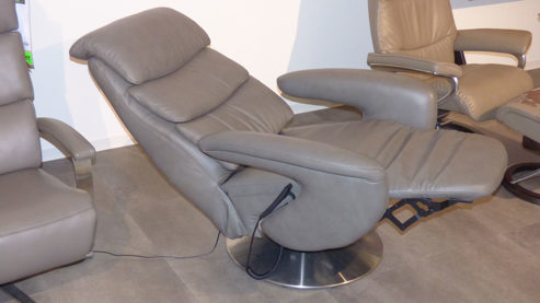 Relaxsessel comfortmaster besser sitzen, liegen, leben aus Leder in Grau HUKLA HU1060 – Relaxsessel, Sessel 3-motorig steingraues LongLife-Leder Vivre & Drehteller