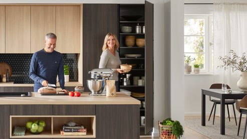 Einbauküche WERT KÜCHE® aus Holz in Holzfarben WERT KÜCHE® Vanessa mit gorenje Einbaugeräten Eiche Siena & Sandeiche - zweiteilig