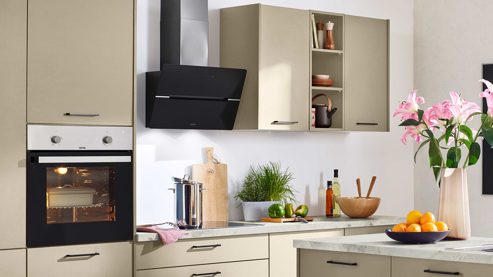 Einbauküche Express küchen aus Holz in Beige EXPRESS KÜCHEN Einbauküche Clean mit Einbaugeräten Cremegrau & heller Marmor - zweiteilig