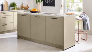 Einbauküche Express küchen aus Holz in Beige EXPRESS KÜCHEN Einbauküche Clean mit Einbaugeräten Cremegrau & heller Marmor - zweiteilig