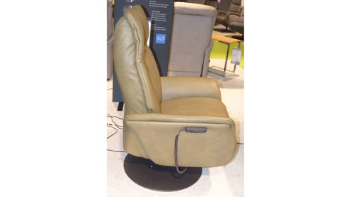 Relaxsessel Interliving aus Leder in Dunkelgrün Beige Interliving Sessel Serie 4550 - Relaxsessel zwei Motoren & Aufstehhilfe - lauchfarbenes Leder Rustika & anthrazitfarbener Tellerfuß
