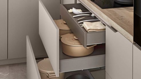 Einbauküche Nobilia® aus Holz in Beige nobilia® Einbauküche Senso mit Geräten Macchiato & Eiche Bergamo - Stellfläche ca. 185 x 369 cm