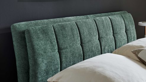 Polsterbett Interliving aus Stoff in Grün Interliving Bettensystem Serie 1420 - Polsterbett moosgrüne Chenille Toni - Liegefläche ca. 180 x 200 cm