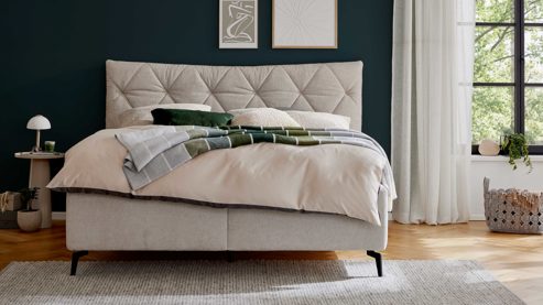 Polsterbett Interliving aus Stoff in Creme Interliving Bettensystem Serie 1420 - Polsterbett naturfarbener Bezug Harry &  & schwarze Metallfüße W010-15 M01 - Liegefläche ca. 180 x 200 cm