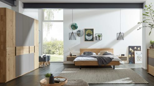 Komplettzimmer Interliving aus Holz in Holzfarben Interliving Schlafzimmer Serie 1015 – Komplettzimmer Wildeiche – fünftürig, Liegefläche ca. 160 x 200 cm
