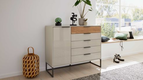 Kombikommode Interliving aus Holz in Hellgrau Interliving Schlafzimmer Serie 1035 – Kombikommode Champagner & Riffholz - eine Tür, fünf Schubladen, ca. 120 cm