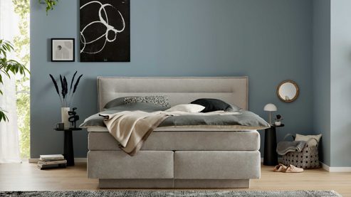 Boxspringbett Interliving aus Stoff in Hellgrau Interliving Boxspring Bett Serie 1421 taubengrauer Bezug Lofar 18 - Liegefläche ca. 180 x 200 cm