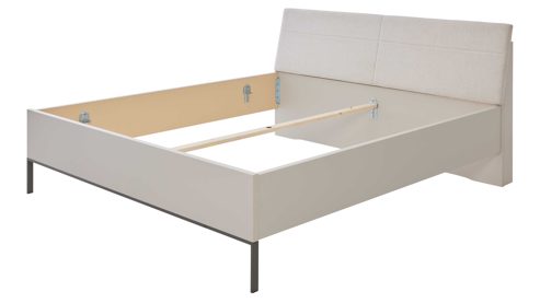 Komplettzimmer Interliving aus Holz in Hellgrau Interliving Schlafzimmer Serie 1036 – Komplettzimmer Champagner & Kernholz - vierteilig