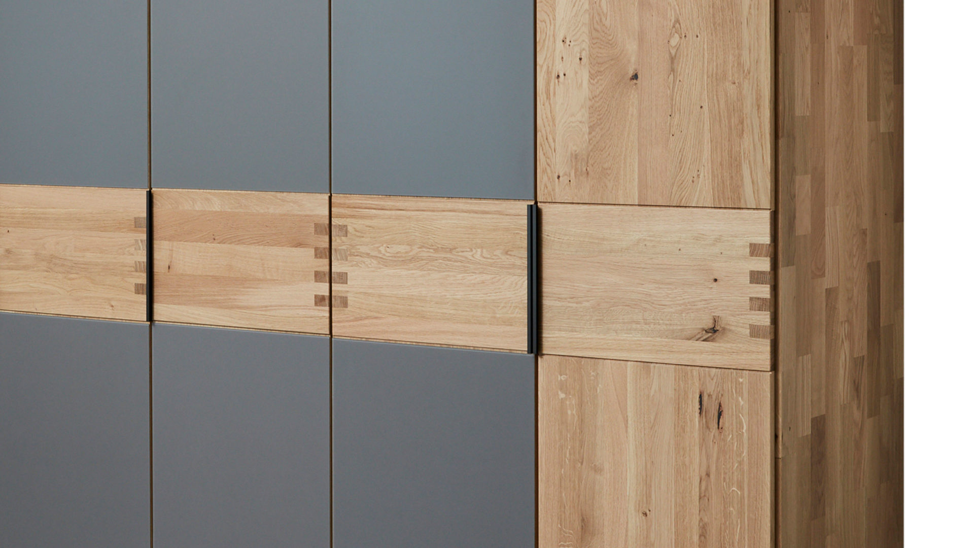 Komplettzimmer Interliving aus Holz in Grau Interliving Schlafzimmer Serie 1015 – Komplettzimmer 1004 Siena & Wildeiche – vierteilig, fünftürig