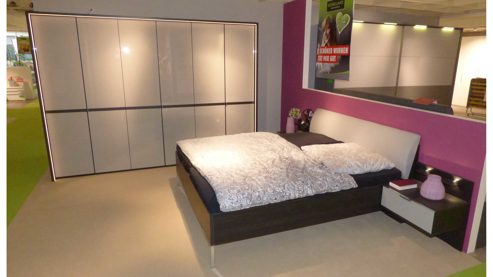 Komplettzimmer Wiemann | oeseder aus Glas Holz Kunststoff Nachbildung in Hellgrau Dunkelbraun WIEMANN Schlafzimmerkombination RAVELLO Schlafzimmer komplett Kieselgrau + Eiche Mokka Nachbildung, vierteilig