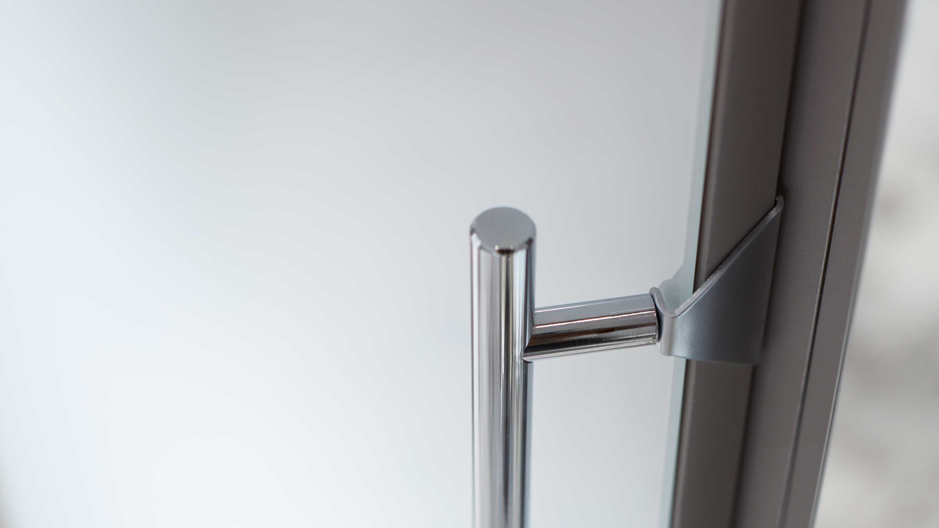 Kleiderschrank Interliving aus Holz in Weiß Interliving Kleiderschrank Serie 1205 – Kleiderschrank weiße Glasfront – eine Tür, Breite ca. 38 cm