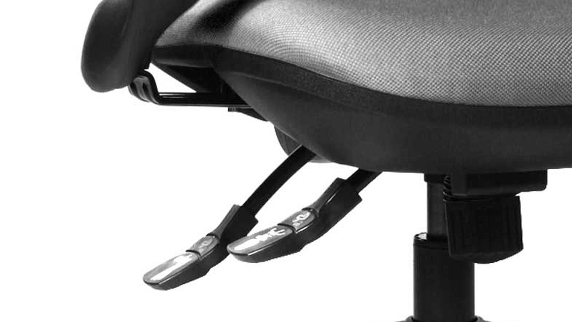 Drehstuhl OrthoSedis aus Stoff in Grau Drehstuhl orthoSedis 40 bzw. Sitzmöbel hellgrauer Bezug G23 & schwarzes Drehkreuz