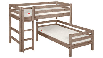 Einzelbett Flexa aus Holz in Braun FLEXA Classic mittelhohes Bett 90x200 cm mit senkrechter Leiter + Einzelbett Kiefer Terra
