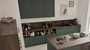 Einbauküche Interliving aus Holz in Dunkelgrün Interliving Küche Serie 3083 mit AEG Einbaugeräten Black Green & Nussbaum Kuba  - dreizeilig