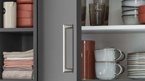 Einbauküche Nobilia® aus Holz in Grau nobilia® Einbauküche Senso mit Elektrogeräten, z. B.  Kühlschrank Schiefergrau - zweiteilig