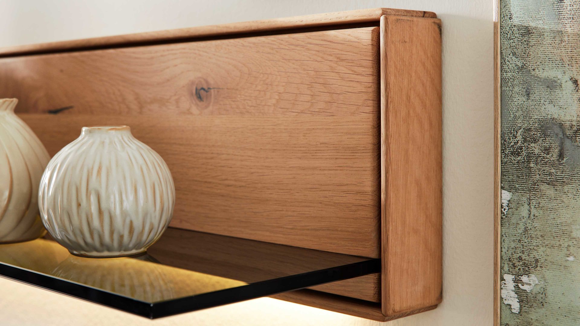 Wandregal Interliving aus Holz in Holzfarben Interliving Wohnzimmer Serie 2020 - Wandboard 151852 Asteiche bianco – Länge ca. 182 cm