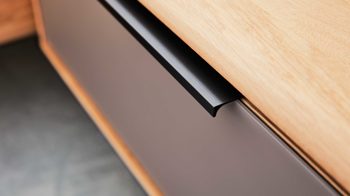 Komplettzimmer Interliving aus Holz in Grau Interliving Schlafzimmer Serie 1015 – Komplettzimmer mit vielen Extras Siena, Wildeiche & Kopfteilpolster – sechstürig, Liegefläche 180 x 200 cm