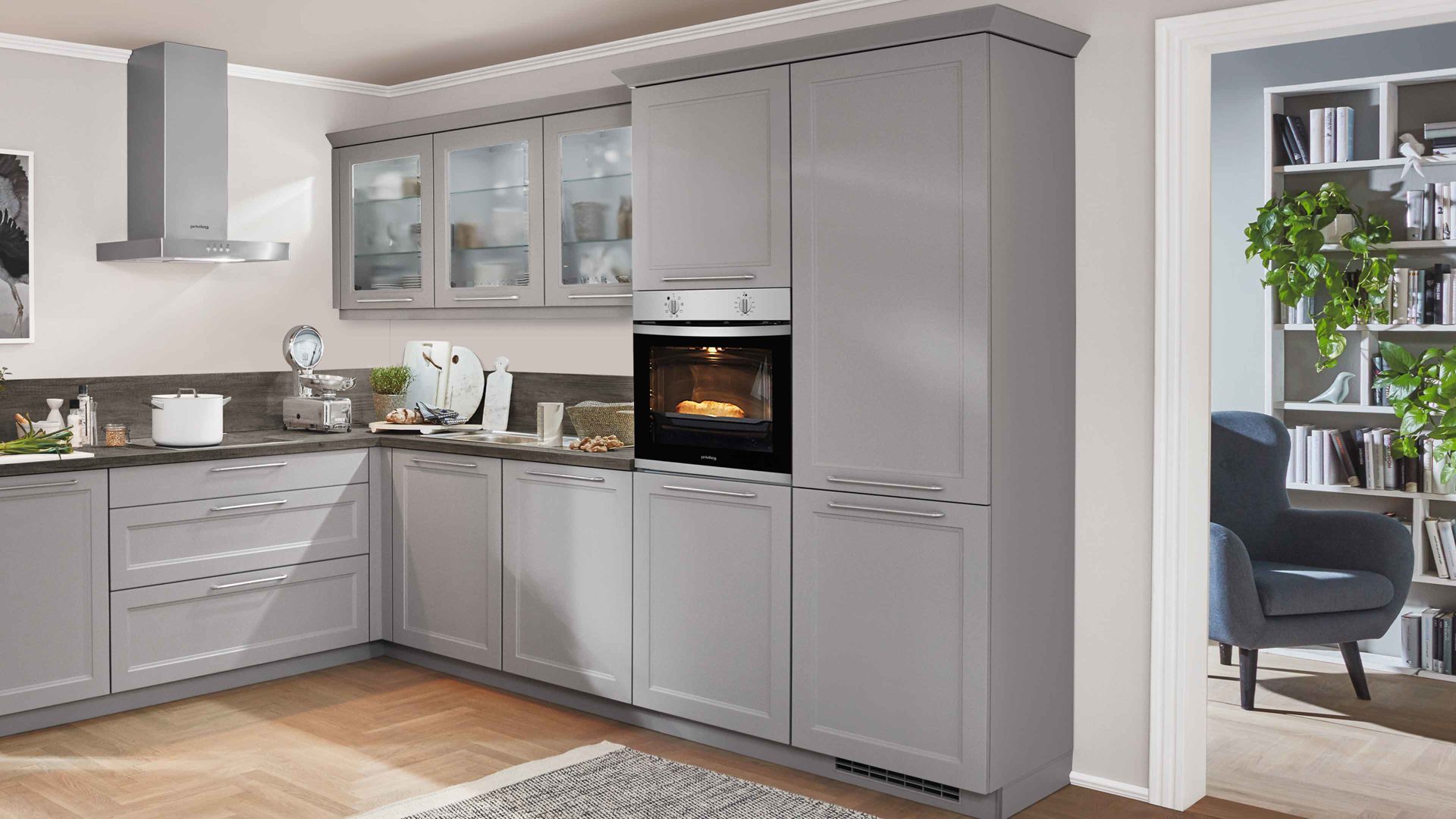 Einbauküche Nobilia® aus Holz in Hellgrau nobilia® Einbauküche Cascada mit privileg Einbaugeräten Steingrau & Eiche Dakota – Stellfläche ca. 245 x 305 cm