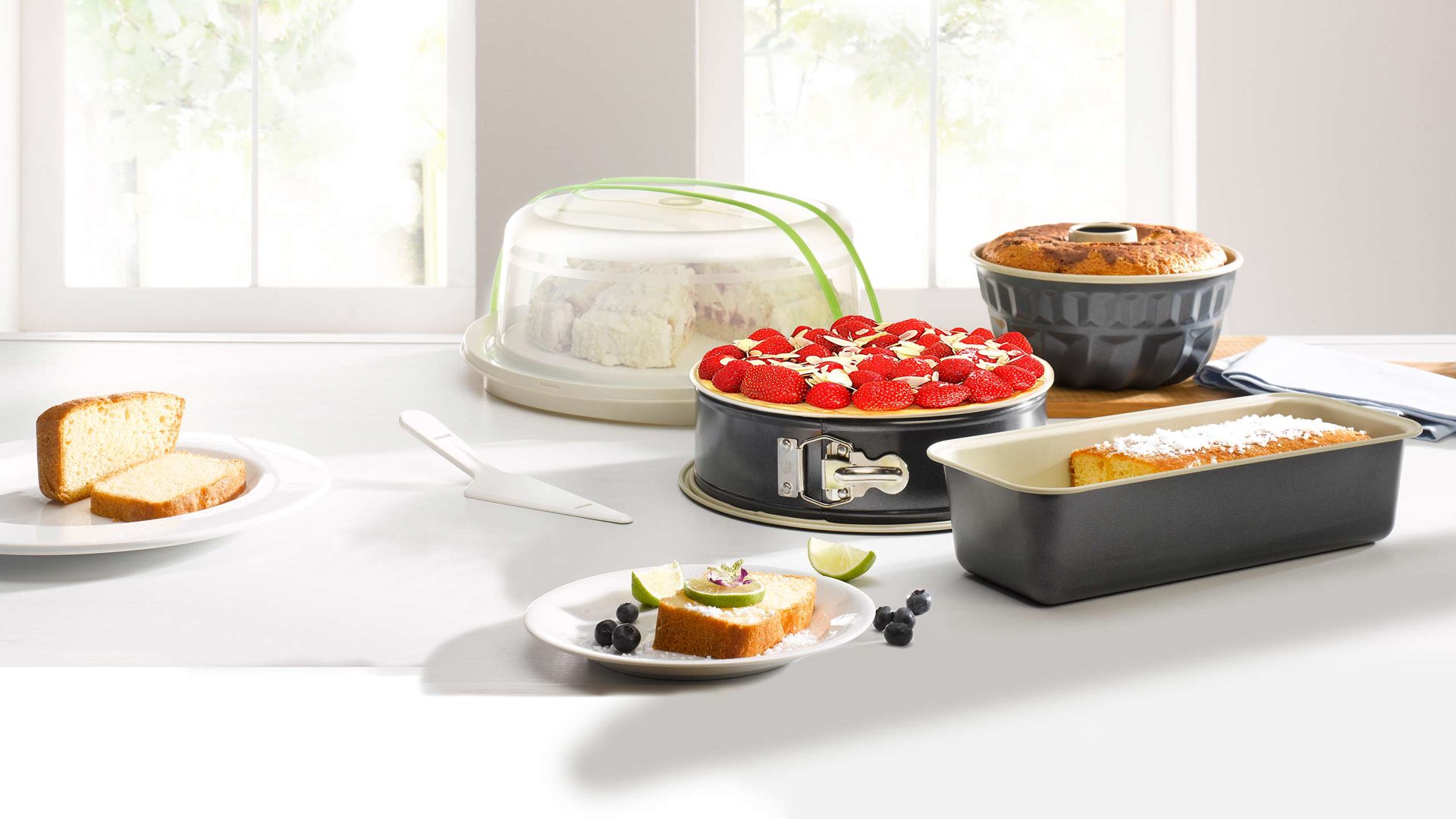 Backform Wmf aus Metall in Beige KAISER Backformen-Set Balance 3-teilig