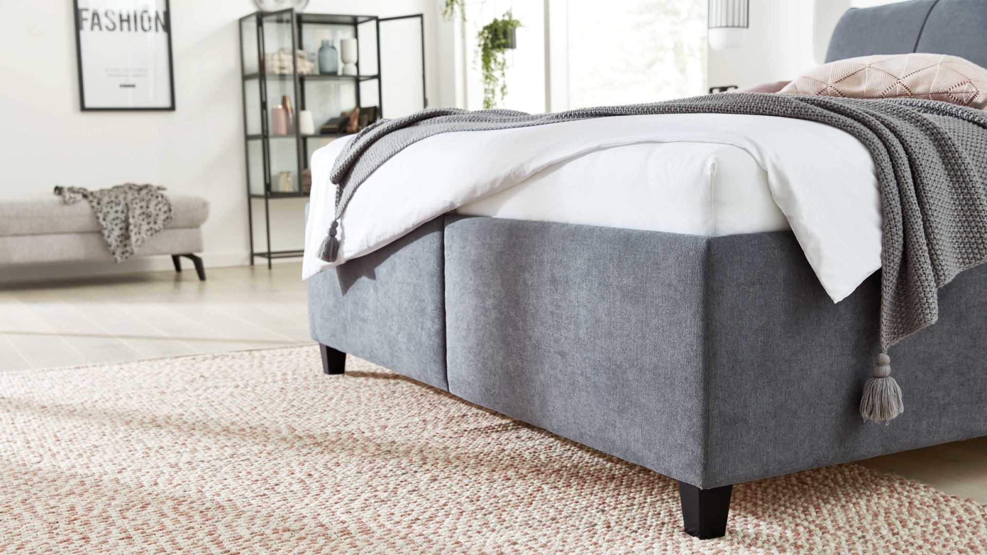 Polsterbett Interliving aus Stoff in Grau Interliving Bettsystem Serie 1414 - Polsterbett elefantgrauer Stoffbezug ENF 29 - Liegefläche ca. 180 x 200 cm