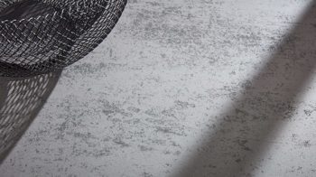 Couchtisch Interliving aus Keramik in Grau Interliving Couchtisch Serie 6210 - Couchtisch CT197AR zementgraue Keramik & Edelstahl - ca. 85 x 85 cm